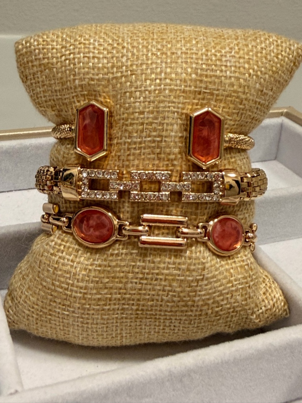 Bomb Party NWOT! Gold-Tone Bracelet Stack with Coral Stones - Picture 2 of 4
